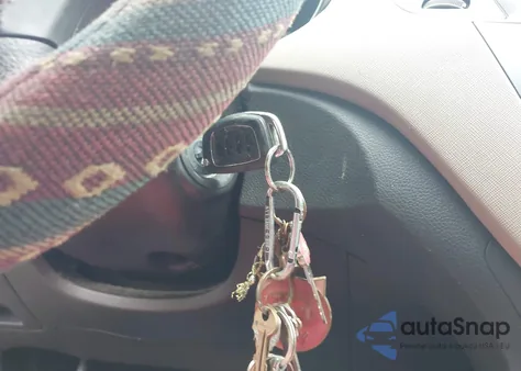 2015 Hyundai Santa Fe Sport 2.4L from USA, damaged, VIN 5XYZT3LB5FG270423